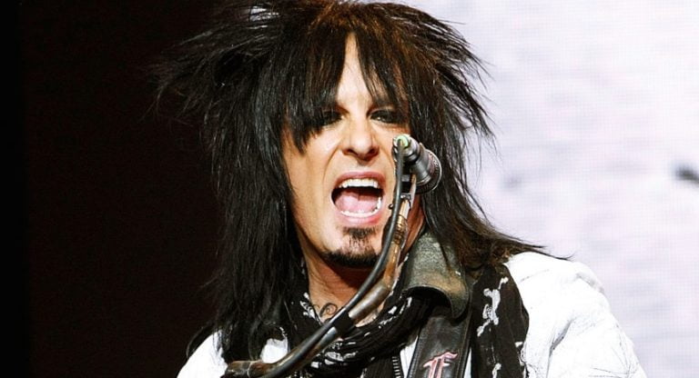 Motley Crue Icon Nikki Sixx and His Little Fan’s Cute Photo Revealed