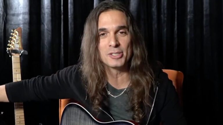 MEGADETH’s KIKO LOUREIRO Gives Tricks To People Who Wants To Improve Guitar Playing