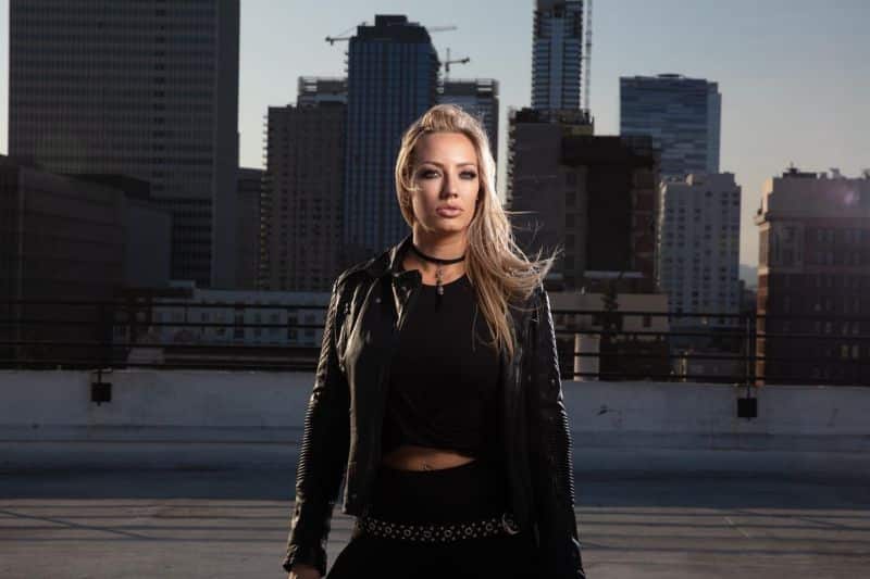 photo: Nita Strauss Instagram.