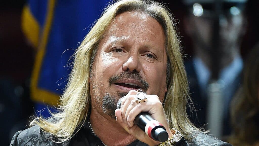 Motley Crue's Vince Neil Looks As Overweight As Before