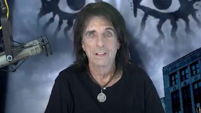 Alice Cooper Says He May Kill Fans If They Stay Wrong Area