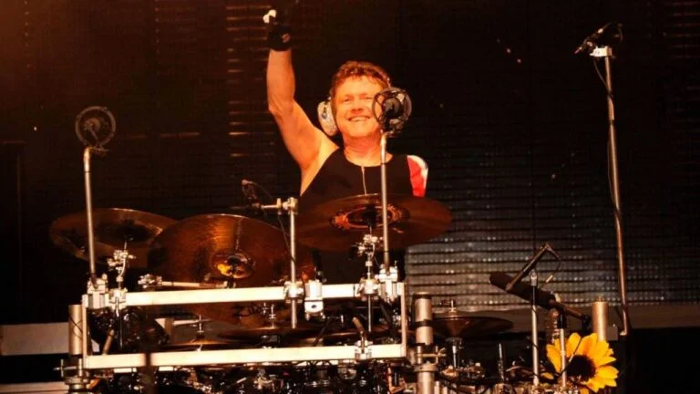 Def Leppard Drummer Answers How Losing Arm Affected His Playing