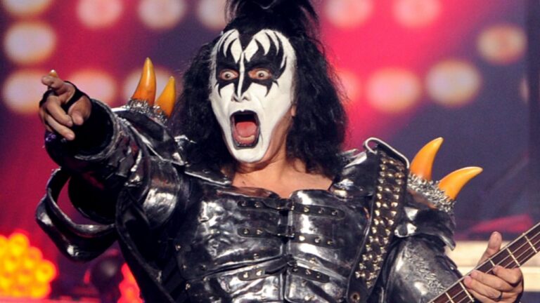 Gene Simmons Slams A KISS Fan Who Told Him To Stop Talking Outside of Music